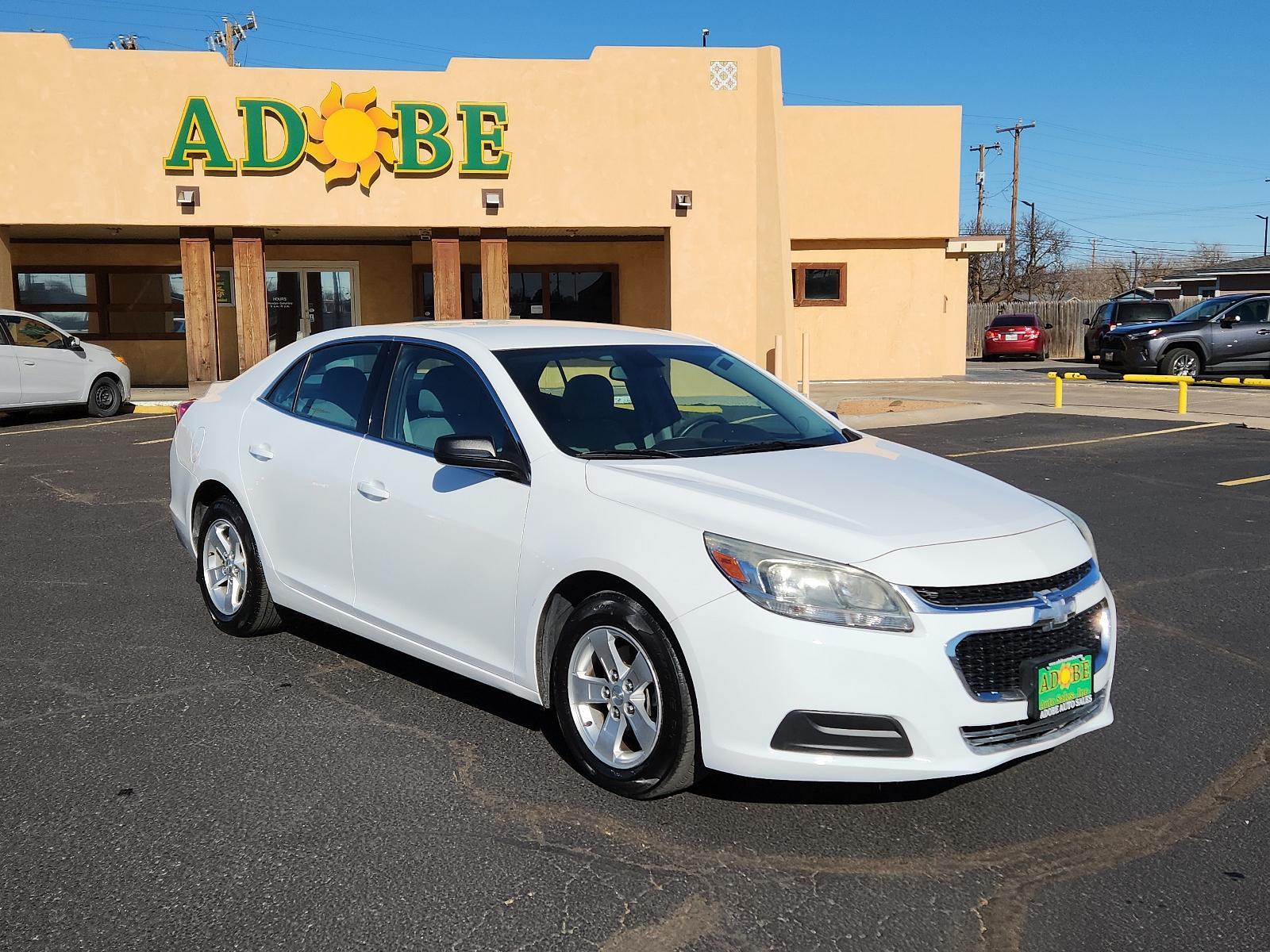 2016 White /Gray Chevrolet Malibu Limited LS (1G11A5SA6GF) with an ENGINE, 2.5L DOHC 4-CYLINDER SIDI engine, located at 4711 Ave Q, Lubbock, TX, 79412, (806) 687-2362, 33.551304, -101.855293 - Photo #6