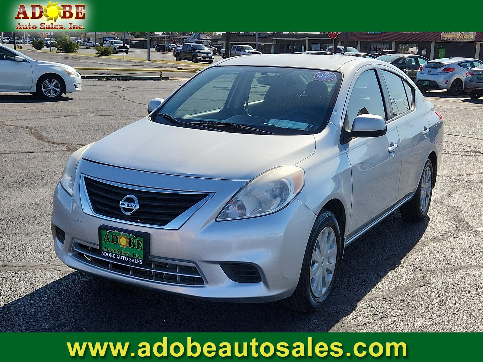 photo of 2012 Nissan Versa