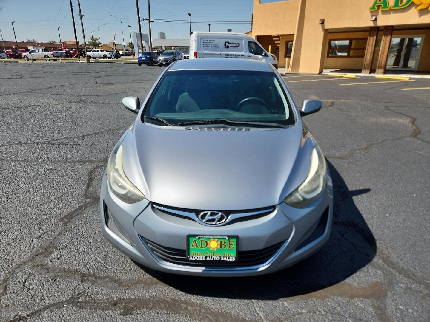 2016 Quartz White Pearl - W8 /Beige - YVF Hyundai Elantra SE (5NPDH4AE6GH) with an Engine:1.8L DOHC 16V 4-Cylinder D-CVVT MPI engine, located at 4711 Ave Q, Lubbock, TX, 79412, (806) 687-2362, 33.551304, -101.855293 - Photo#7