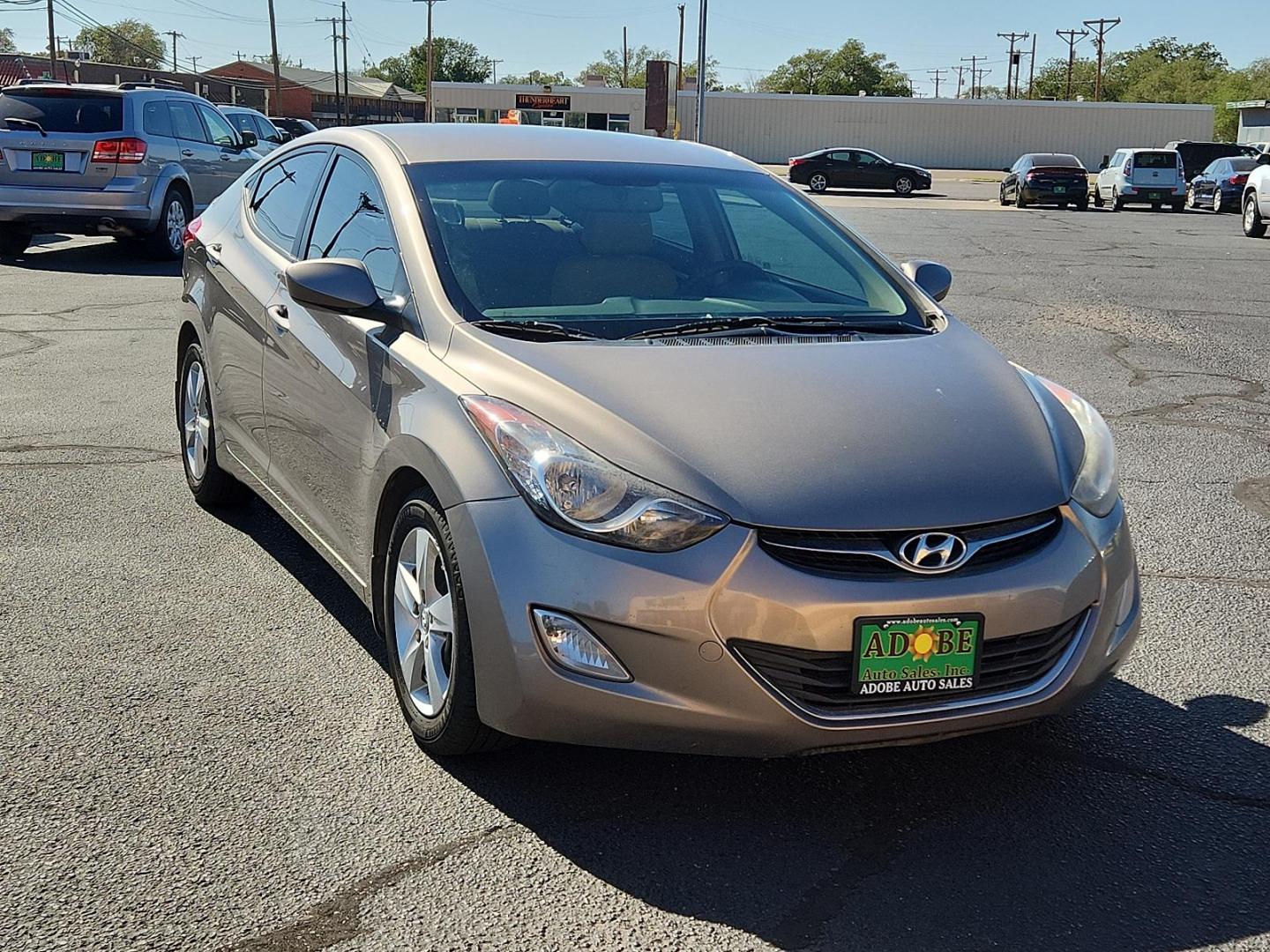 2013 Desert Bronze - RNZ /Beige - YDA Hyundai Elantra GLS (5NPDH4AE1DH) with an 1.8L DOHC MPFI D-CVVT 16-valve I4 engine engine, located at 4711 Ave Q, Lubbock, TX, 79412, (806) 687-2362, 33.551304, -101.855293 - Photo#5