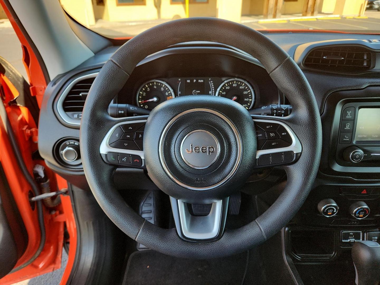 2020 Omaha Orange Clear Coat /Black, cloth Jeep Renegade Sport (ZACNJAAB7LP) with an ENGINE: 2.4L I4 ZERO EVAP M-AIR engine, located at 4711 Ave Q, Lubbock, TX, 79412, (806) 687-2362, 33.551304, -101.855293 - Photo#18