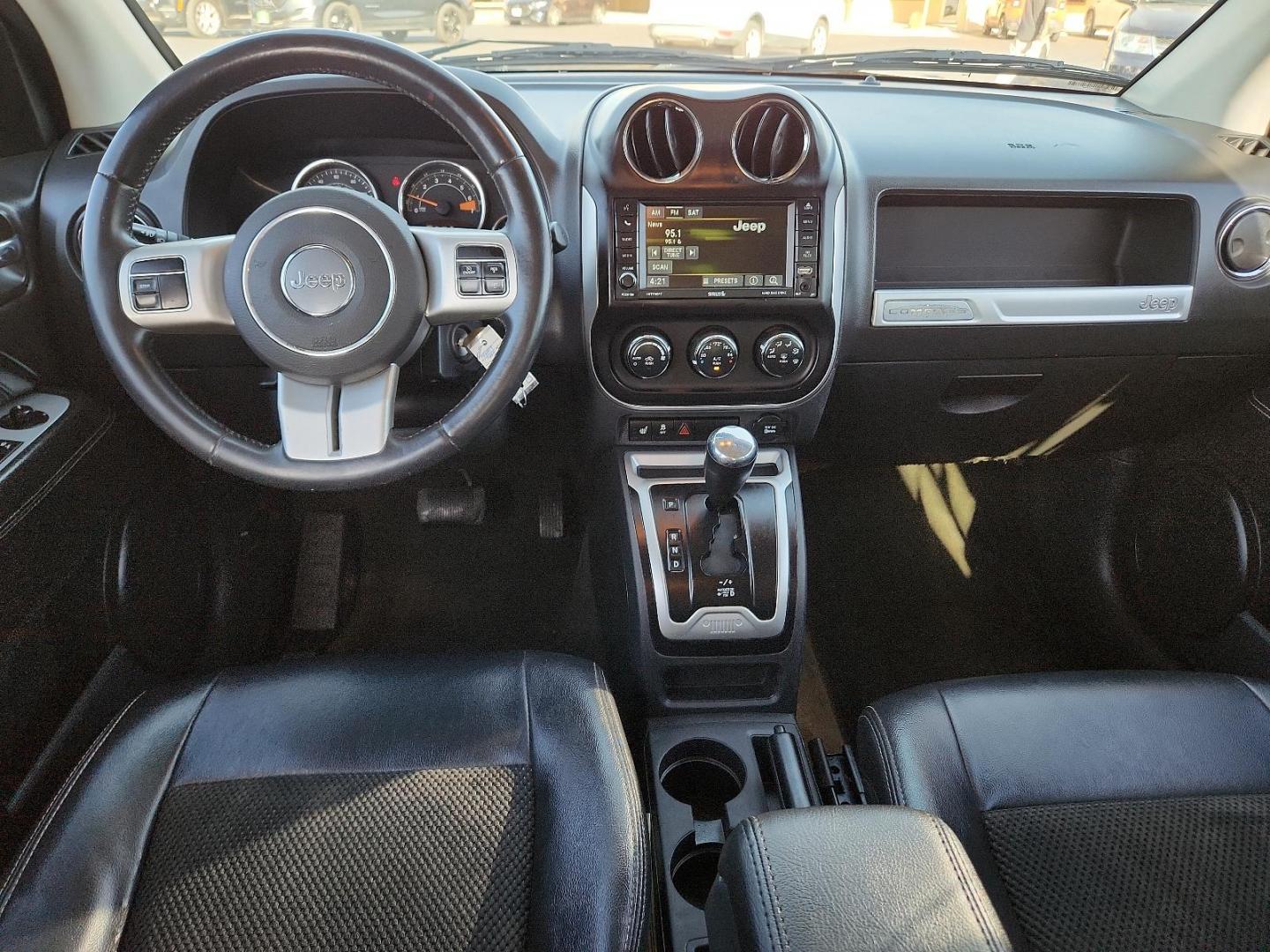 2016 Gray /Dark Slate Gray, vinyl/cloth Jeep Compass Latitude (1C4NJCEBXGD) with an ENGINE: 2.4L I4 DOHC 16V DUAL VVT engine, located at 4711 Ave Q, Lubbock, TX, 79412, (806) 687-2362, 33.551304, -101.855293 - Photo#7