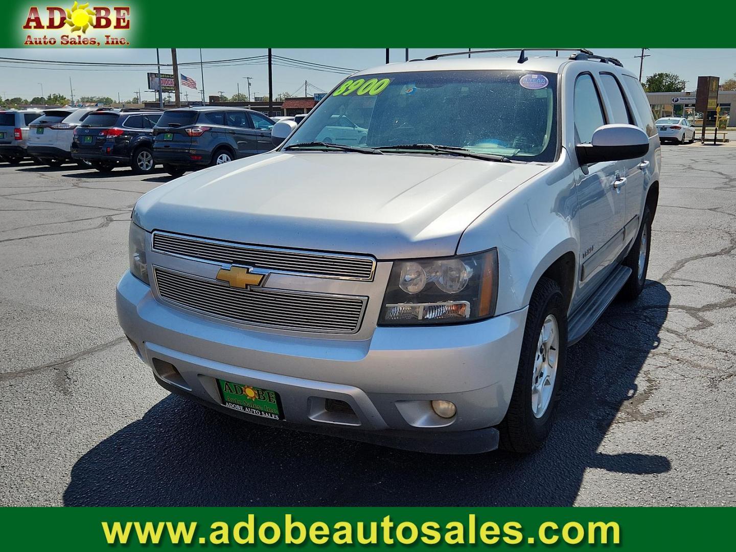 2013 Silver Ice Metallic /Ebony Leather Interior Chevrolet Tahoe LT (1GNSCBE05DR) with an ENGINE, VORTEC 5.3L V8 SFI FLEXFUEL engine, located at 4711 Ave Q, Lubbock, TX, 79412, (806) 687-2362, 33.551304, -101.855293 - Photo#0