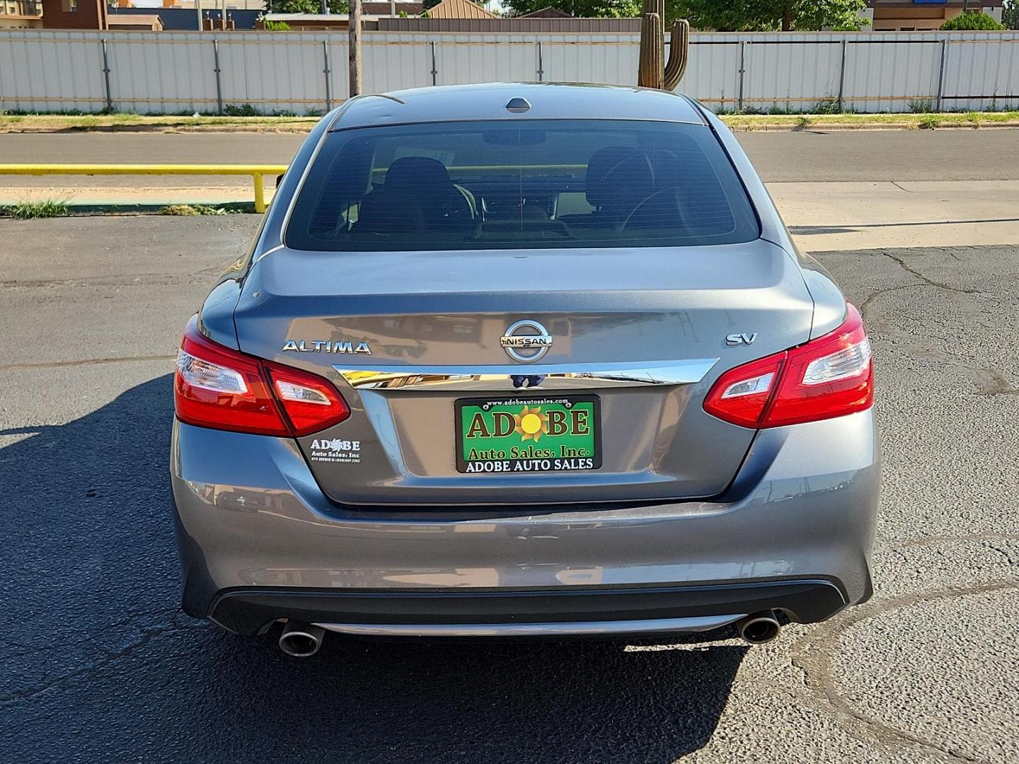 2016 Gun Metallic /Charcoal, cloth Nissan Altima 2.5 SV (1N4AL3AP9GC) with an Engine: 2.5L DOHC 16-Valve 4-Cylinder engine, located at 4711 Ave Q, Lubbock, TX, 79412, (806) 687-2362, 33.551304, -101.855293 - Photo#3