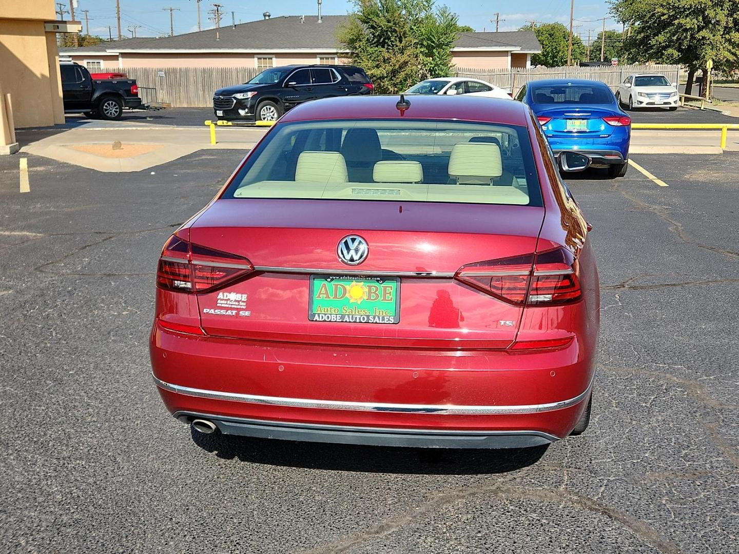 2017 Fortana Red /Titan Black, leatherette Volkswagen Passat 1.8T SE w/Technology (1VWGT7A33HC) with an Engine: 1.8L TSI 170 HP 16V Turbo 4-Cylinder -inc: direct injection engine, located at 4711 Ave Q, Lubbock, TX, 79412, (806) 687-2362, 33.551304, -101.855293 - Photo#3