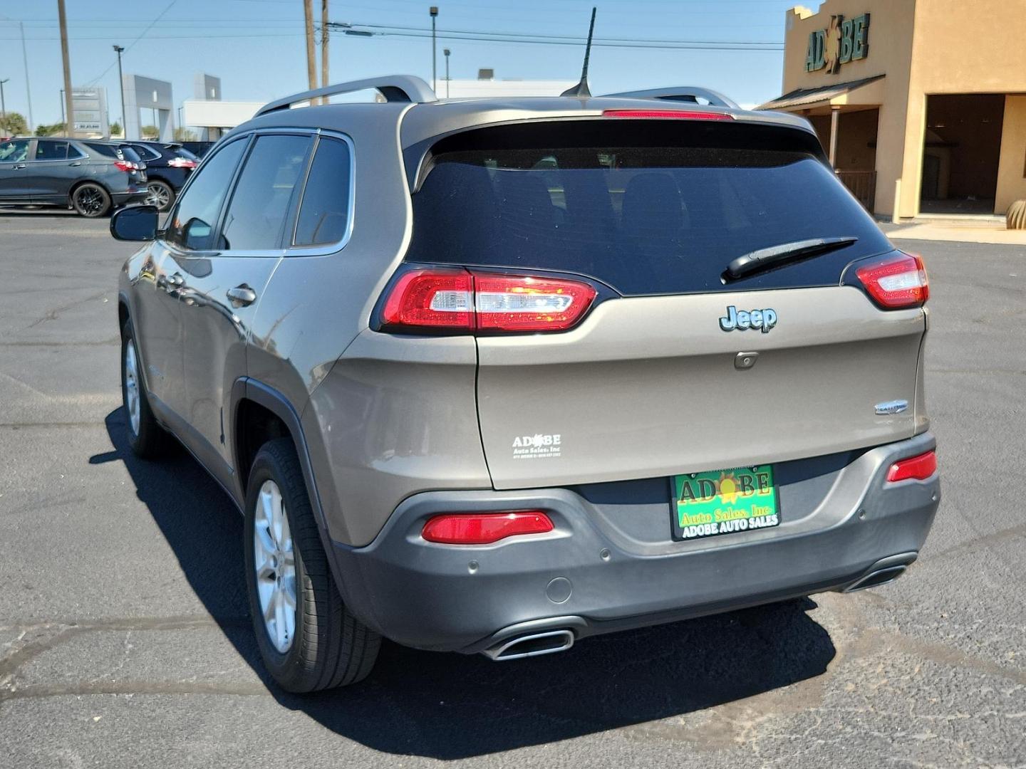 2016 Light Brownstone Pearl Coat /Black, premium cloth Jeep Cherokee Latitude (1C4PJLCS7GW) with an ENGINE: 3.2L V6 24V VVT W/ESS engine, located at 4711 Ave Q, Lubbock, TX, 79412, (806) 687-2362, 33.551304, -101.855293 - Photo#2