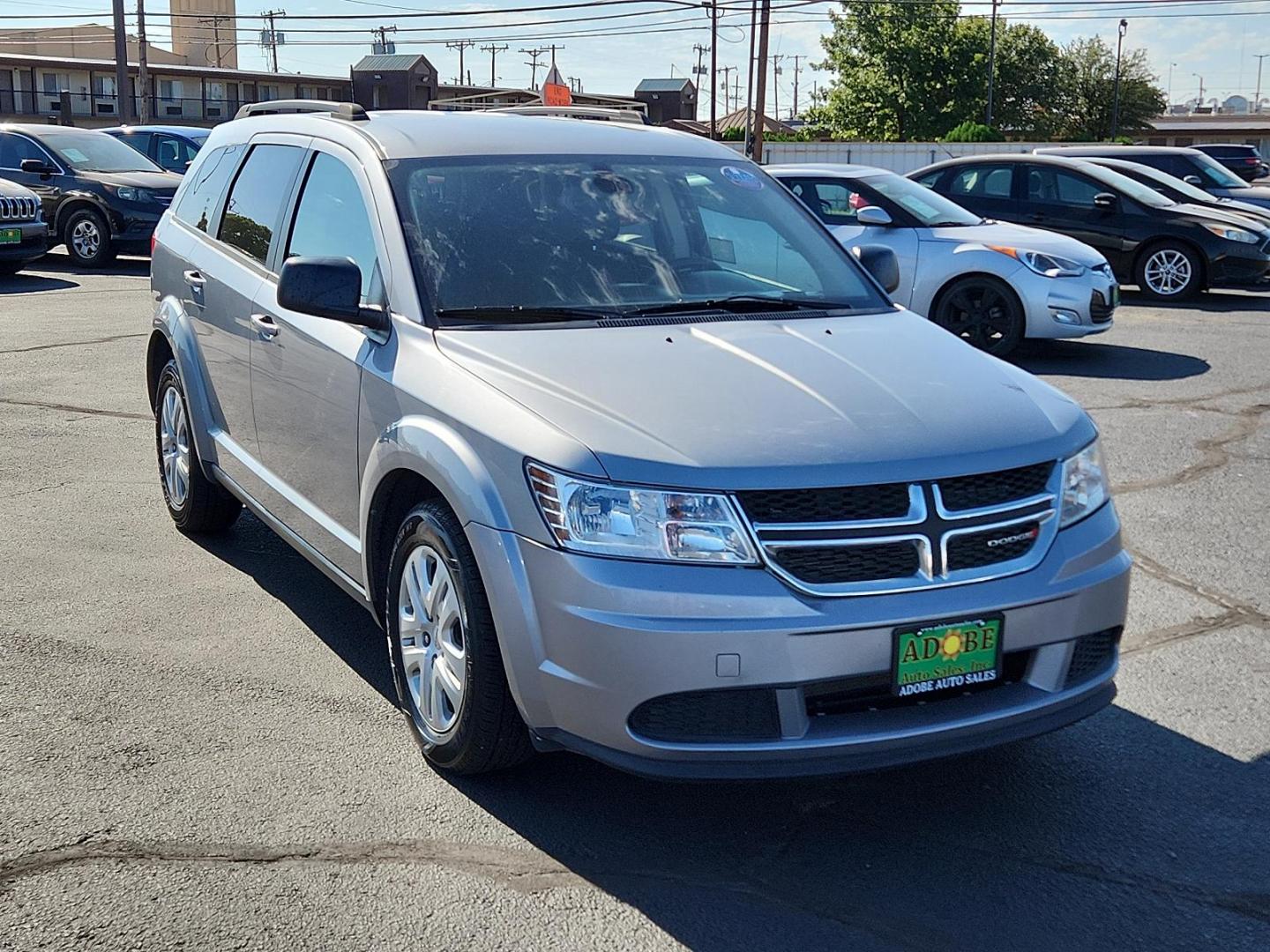 2019 Billet Clear Coat /Black, premium cloth Dodge Journey SE Value Pkg (3C4PDCAB7KT) with an ENGINE: 2.4L I4 DOHC 16V DUAL VVT engine, located at 4711 Ave Q, Lubbock, TX, 79412, (806) 687-2362, 33.551304, -101.855293 - Photo#5