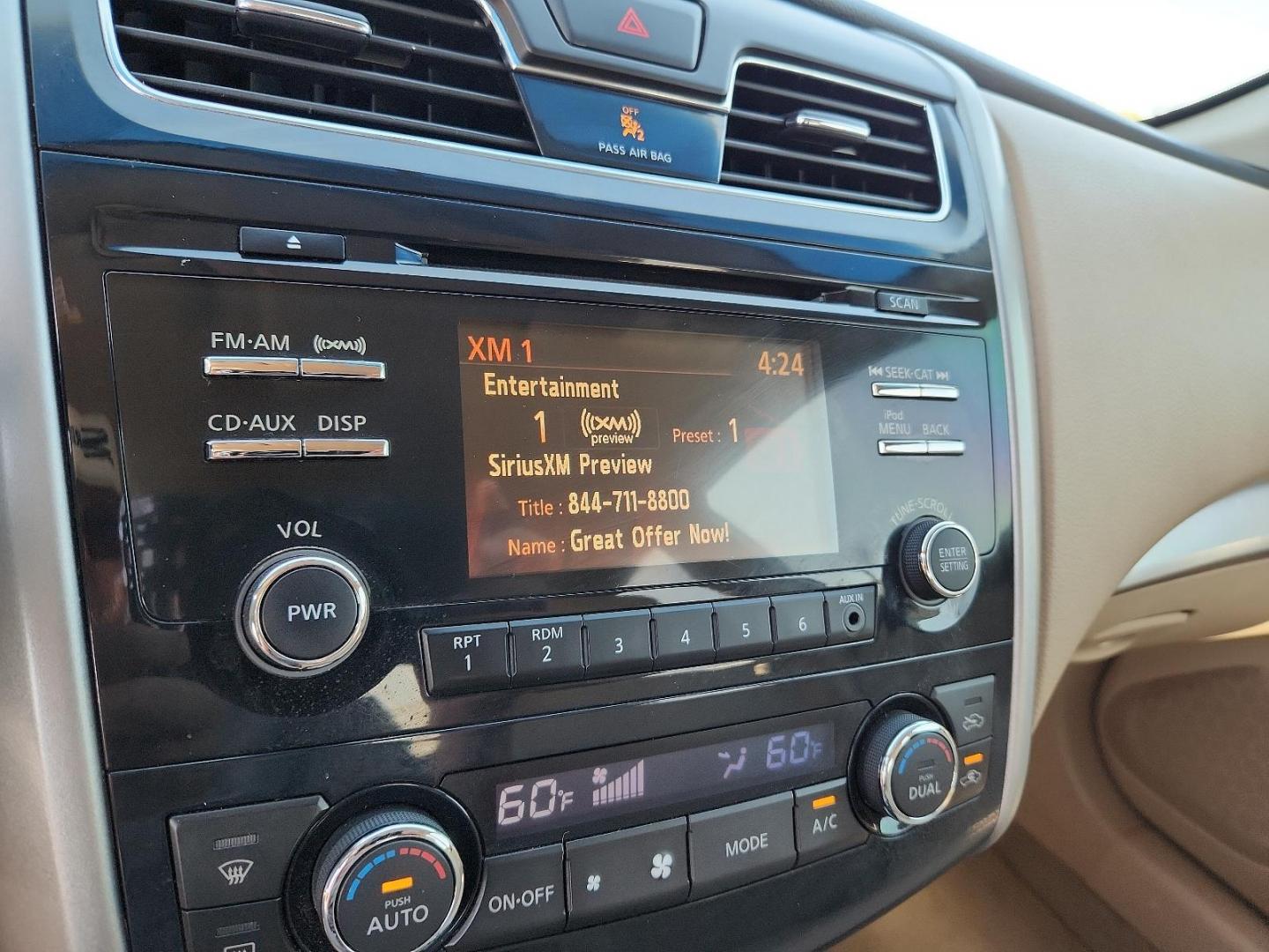 2013 Pearl White /Charcoal Cloth Interior Nissan Altima 2.5 SV (1N4AL3AP3DN) with an 2.5L DOHC 16-valve I4 engine engine, located at 4711 Ave Q, Lubbock, TX, 79412, (806) 687-2362, 33.551304, -101.855293 - Photo#14