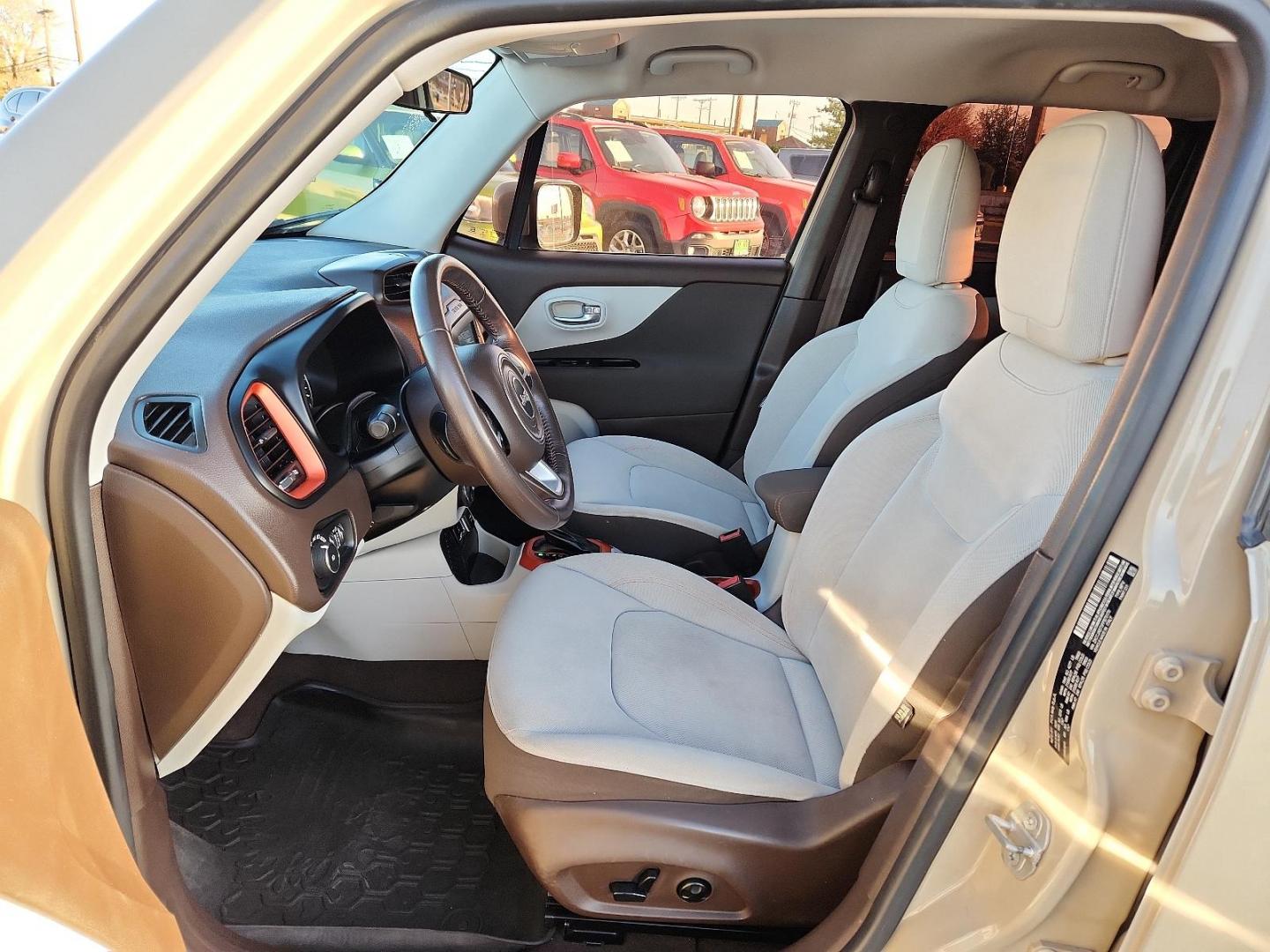 2015 Tan /Gray Jeep Renegade SPORT UTILITY 4-DR (ZACCJABT0FP) , located at 4711 Ave Q, Lubbock, TX, 79412, (806) 687-2362, 33.551304, -101.855293 - Photo#10