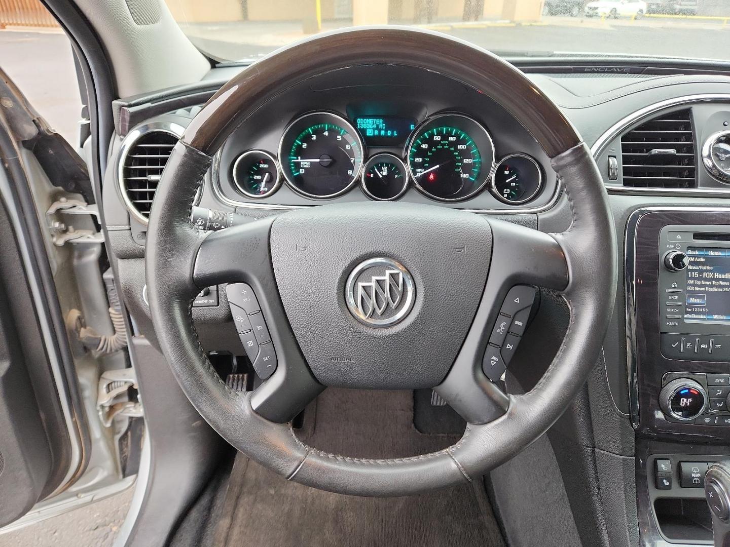 2017 SILVER Buick Enclave Leather (5GAKRBKD2HJ) with an ENGINE, 3.6L VARIABLE VALVE TIMING V6 WITH SIDI (SPARK IGNITION DIRECT INJECTION), DOHC engine, located at 4711 Ave Q, Lubbock, TX, 79412, (806) 687-2362, 33.551304, -101.855293 - Photo#17