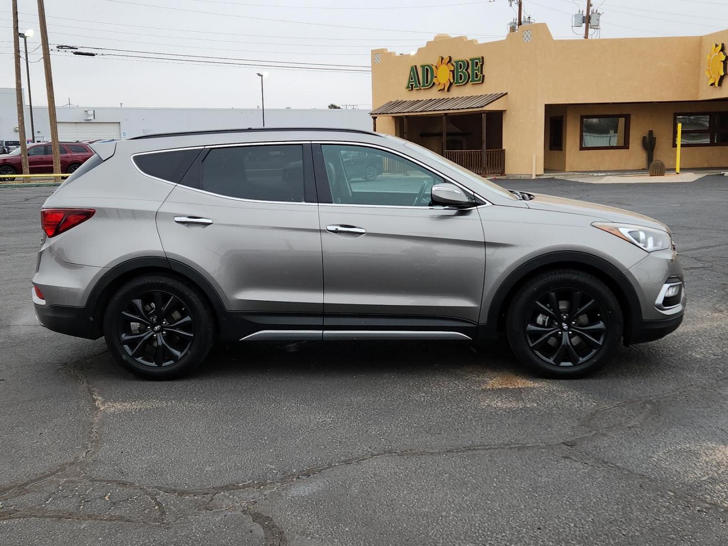 2018 GRAY Hyundai Santa Fe Sport 2.0T Ultimate (5XYZW4LA7JG) with an Engine: 2.0L Turbo-GDI DOHC 16-Valve I4 engine, located at 4711 Ave Q, Lubbock, TX, 79412, (806) 687-2362, 33.551304, -101.855293 - Photo#4