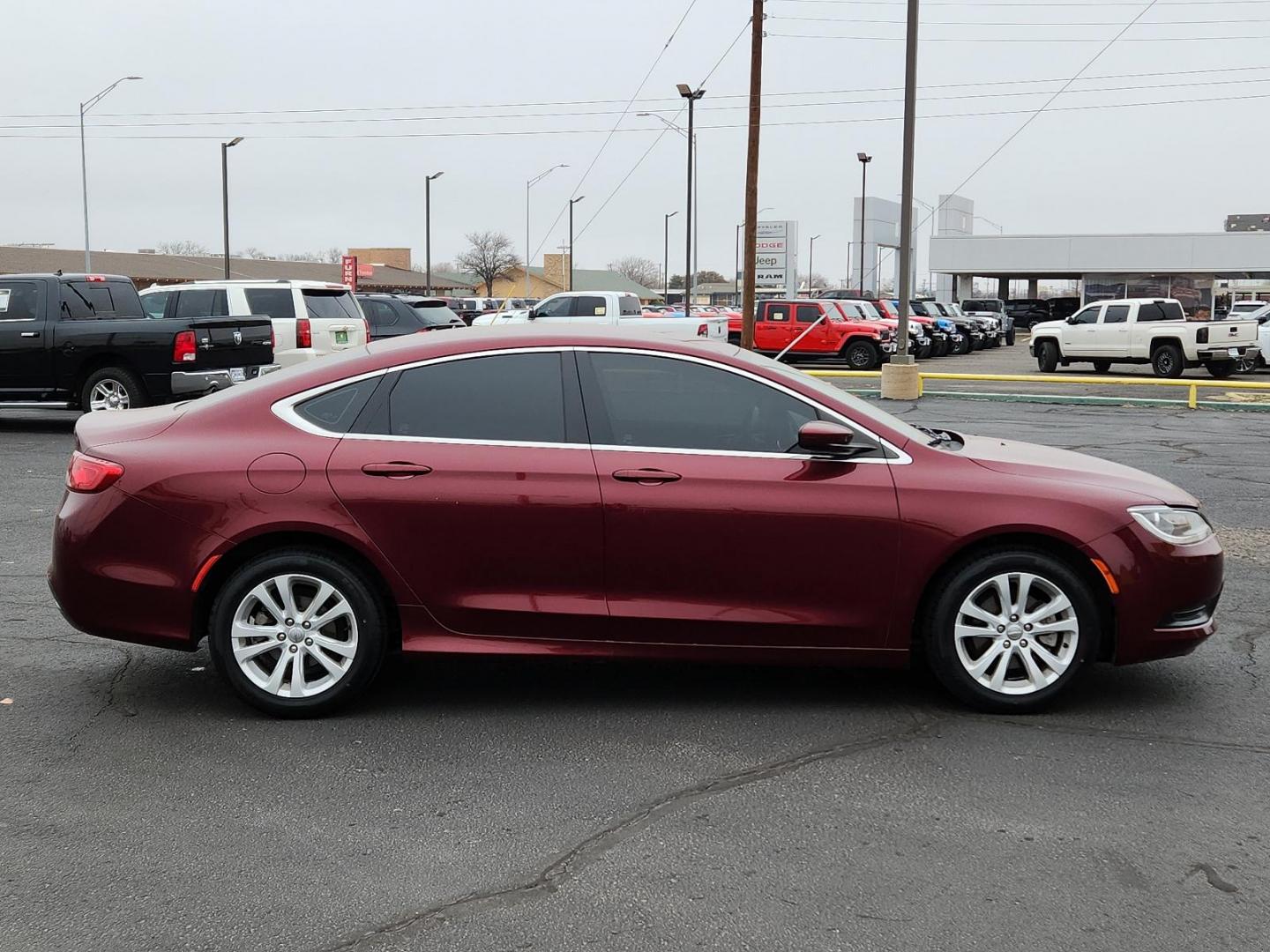 2016 RED Chrysler 200 Touring (1C3CCCFB8GN) with an ENGINE: 2.4L I4 MULTIAIR engine, located at 4711 Ave Q, Lubbock, TX, 79412, (806) 687-2362, 33.551304, -101.855293 - Photo#4